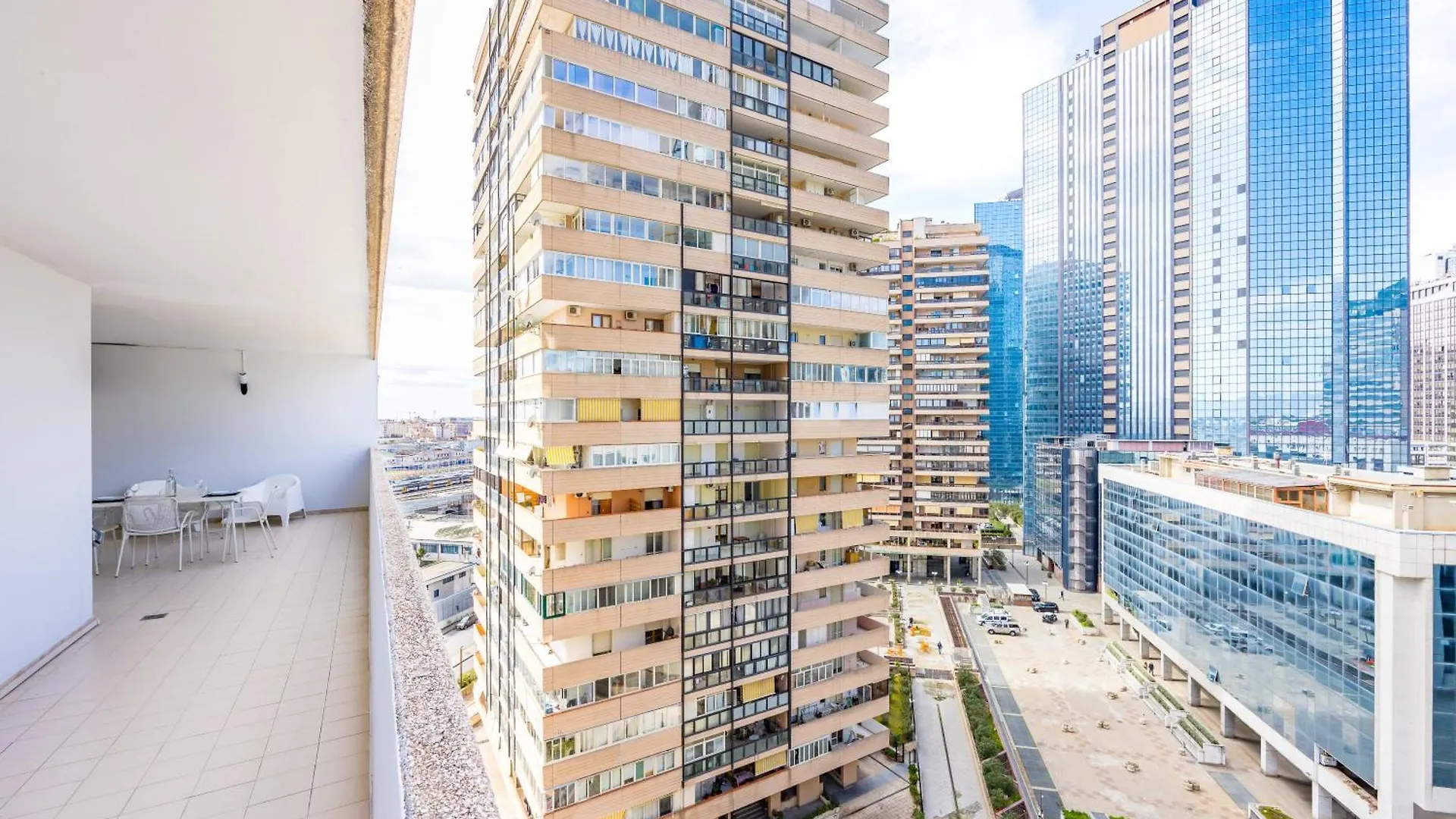Casa Kenzo With Parking By Napoliapartments 0*, Naples Italy