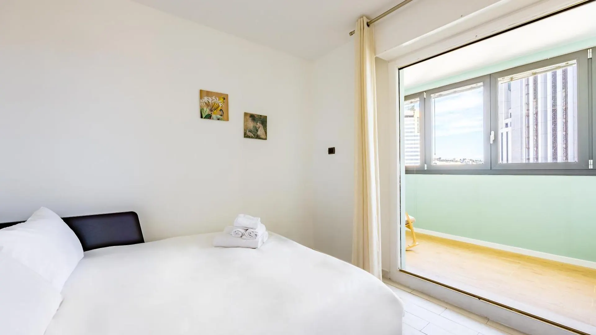 Apartment Casa Kenzo With Parking By Napoliapartments
