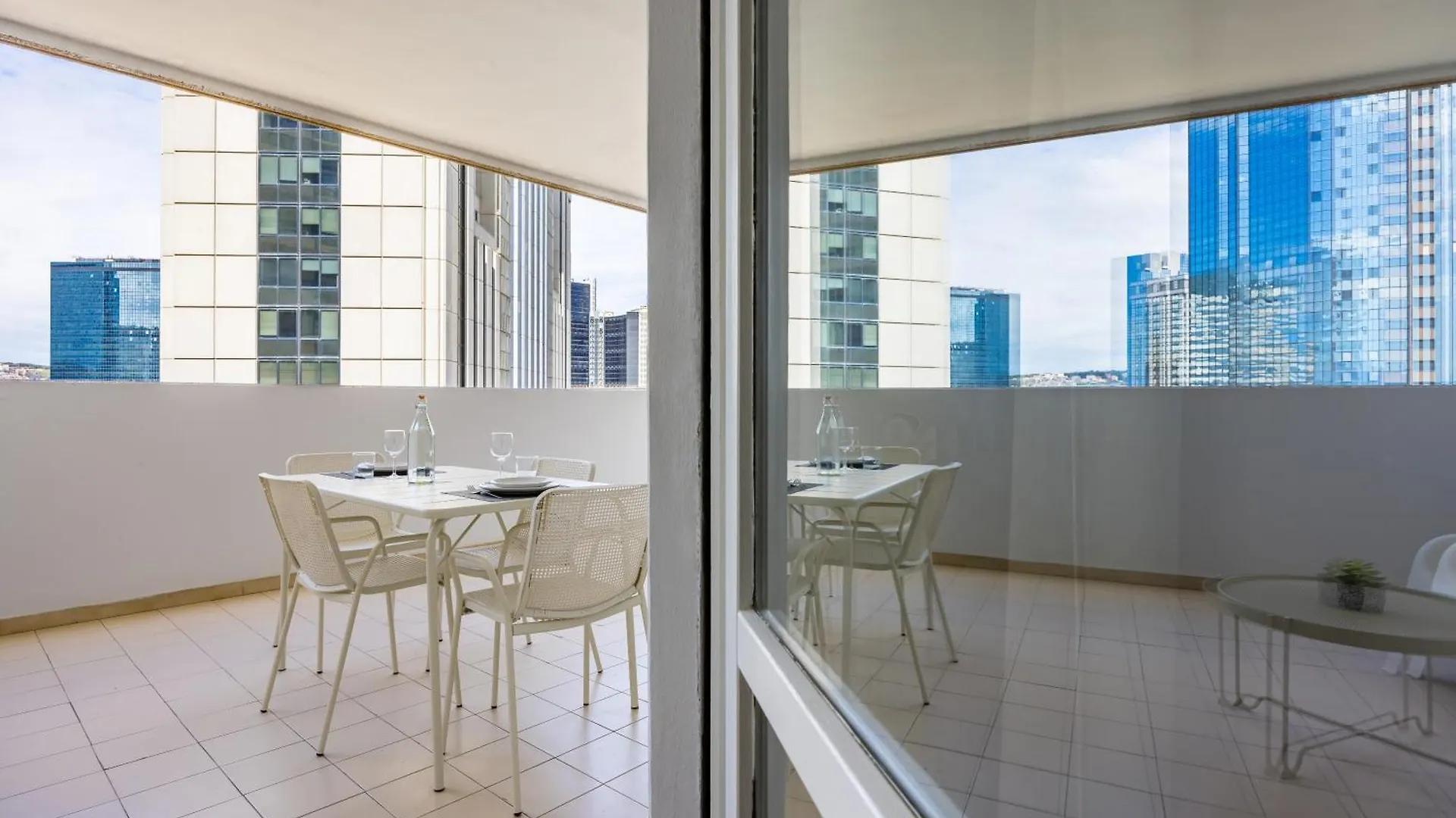 Apartment Casa Kenzo With Parking By Napoliapartments