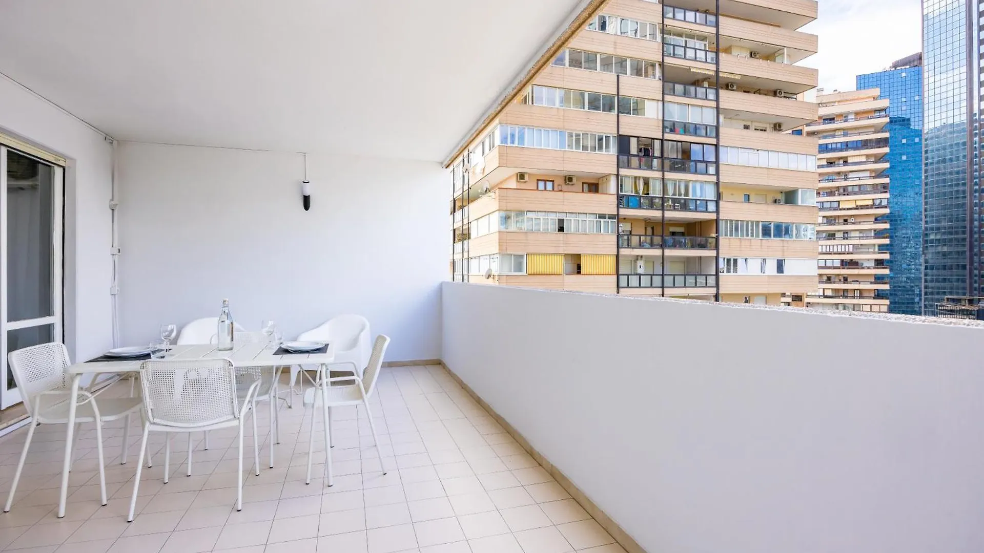 Casa Kenzo With Parking By Napoliapartments 0*, Naples