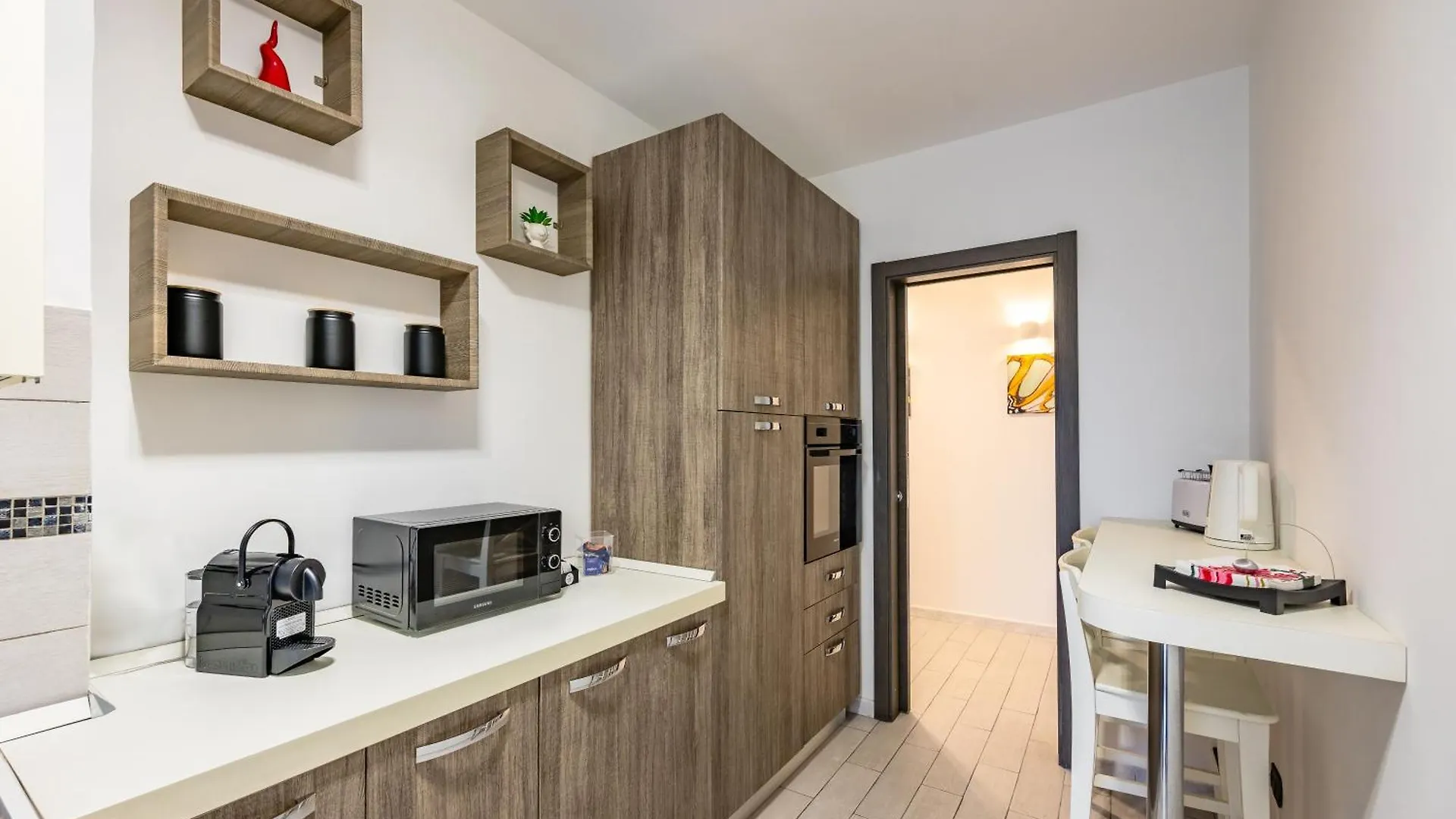 Casa Kenzo With Parking By Napoliapartments 0*, Naples Italy