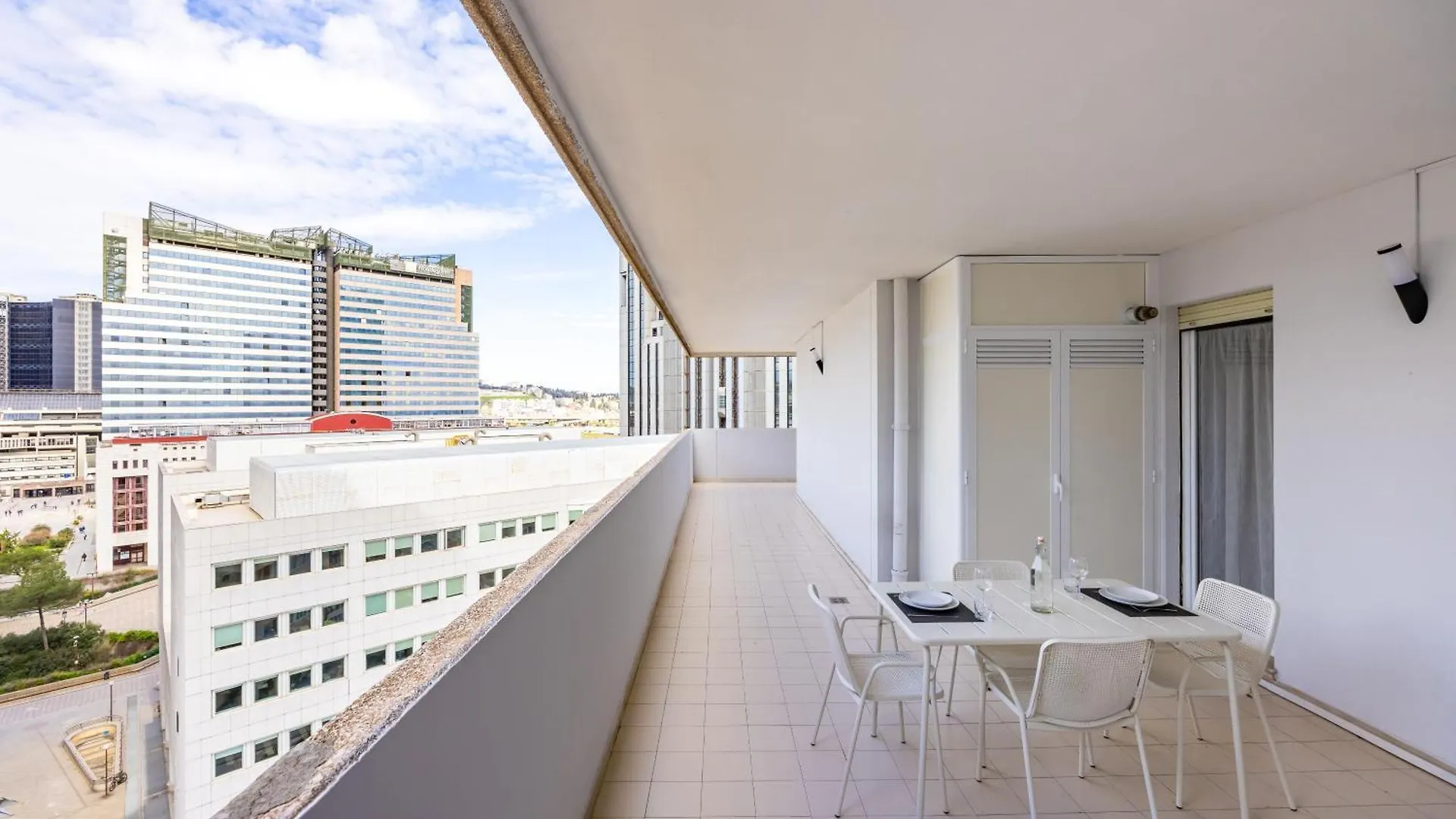 Casa Kenzo With Parking By Napoliapartments Italy