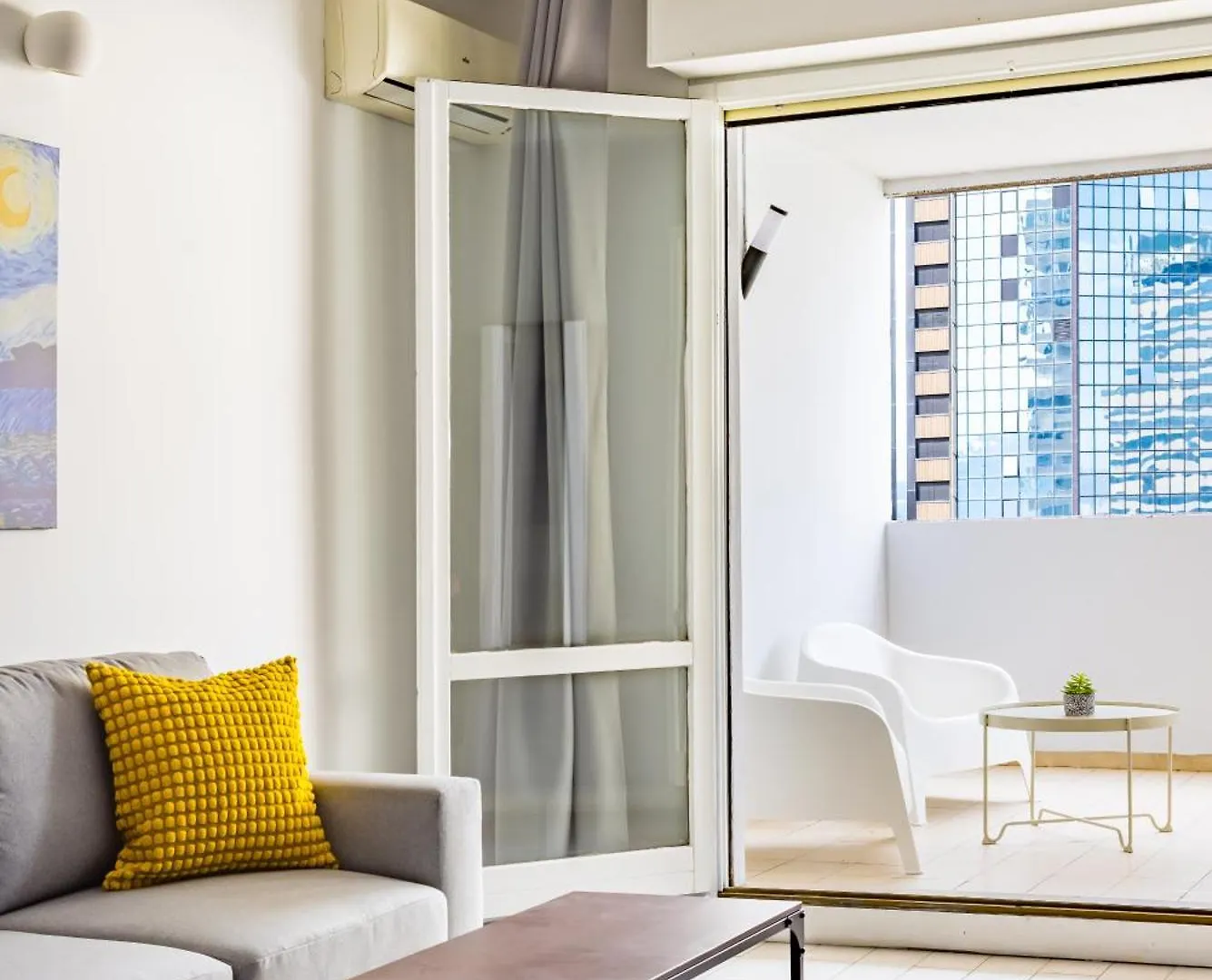 Apartman Casa Kenzo With Parking By Napoliapartments